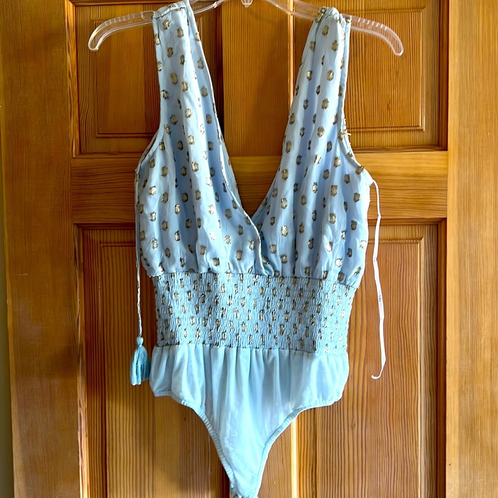 Lulus low cut tank body suit size small